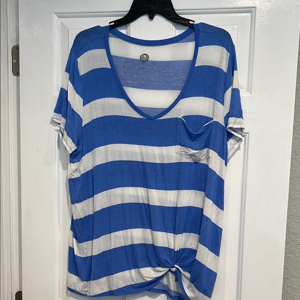 SO Blue and Gray Relaxed Tie Front T-Shirt